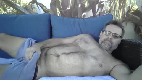 Snapshot of barry_42 chatting on December 22, 3:33 pm Barry Arnauld online show from December 22, 3:33 pm