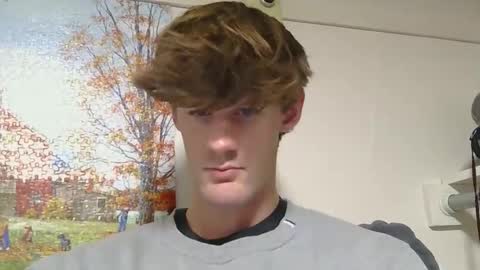 basicallyjustmee online show from December 4, 9:55 pm