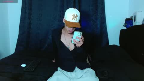 Bastian online show from November 23, 3:50 am