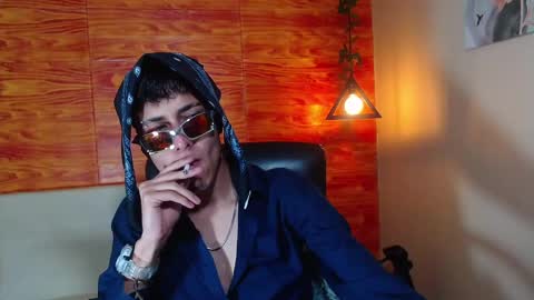 Snapshot of bastiaan_28 chatting on February 18, 3:53 am Bastian online show from February 18, 3:53 am