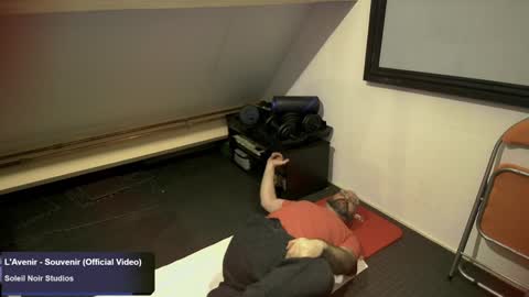 Snapshot of bazzz_8 chatting on January 19, 6:21 pm bazzz_8 online show from January 19, 6:21 pm