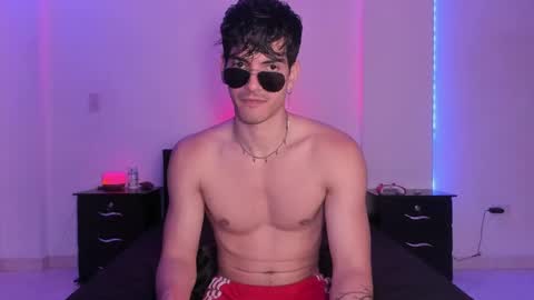 Valentino online show from January 21, 9:36 pm