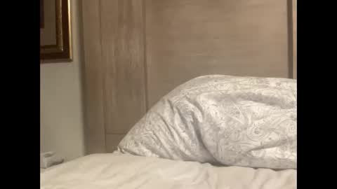 maskedbbc online show from December 17, 5:04 am