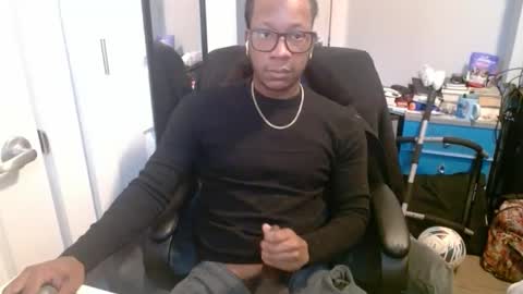 Racks online show from February 11, 5:40 pm