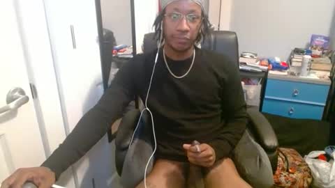 Racks online show from January 9, 8:14 pm