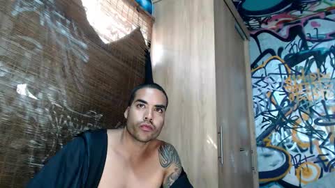 Justin online show from December 17, 7:31 pm