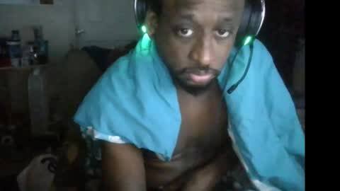 rocker n queen online show from November 23, 1:33 pm