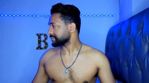 john online show from April 11, 7:45 am