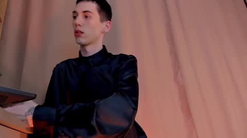 Brandon online show from February 21, 11:43 pm