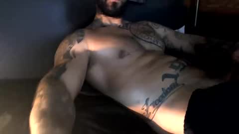 Snapshot of bby044 chatting on December 18, 10:08 am bby044 online show from December 18, 10:08 am