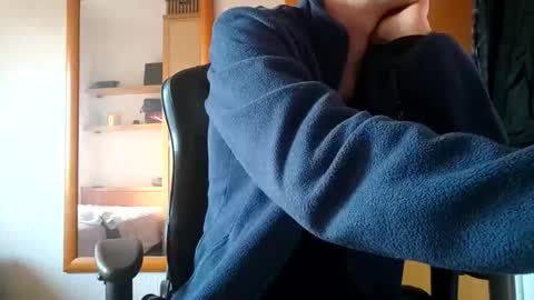 bcnlovetrans online show from December 14, 8:21 am