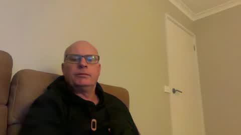 beatsboy87 online show from July 11, 1:35 pm