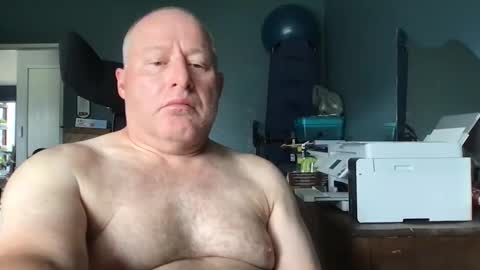 beckster online show from May 2, 4:32 pm
