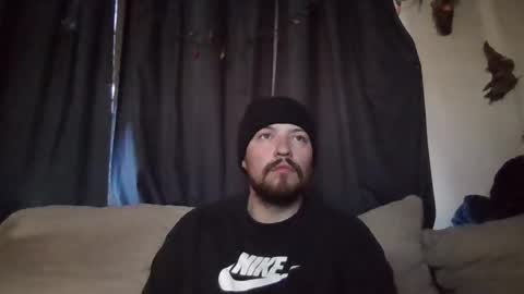 beefystick93 online show from February 28, 2:42 pm