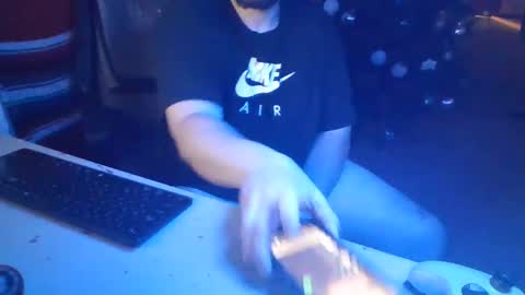 beefystick93 online show from January 10, 2:45 pm