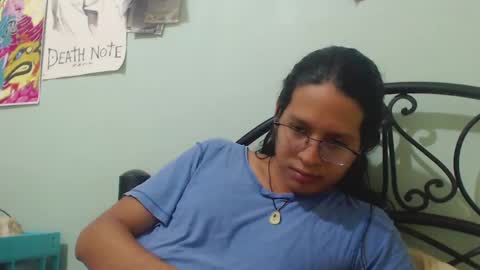 Snapshot of beentage chatting on December 24, 8:05 pm Alex online show from December 24, 8:05 pm