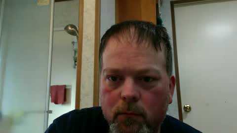 Snapshot of beer_money69 chatting on December 4, 8:07 pm beer_money69 online show from December 4, 8:07 pm