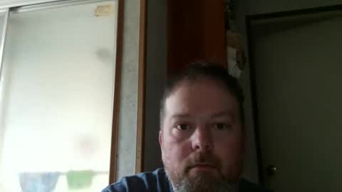 Snapshot of beer_money69 chatting on February 5, 7:20 pm beer_money69 online show from February 5, 7:20 pm