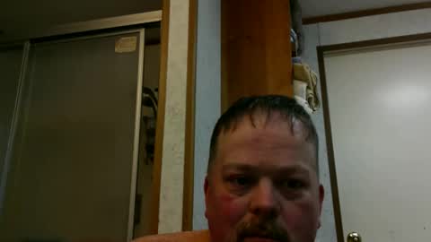 Snapshot of beer_money69 chatting on January 13, 8:15 pm beer_money69 online show from January 13, 8:15 pm