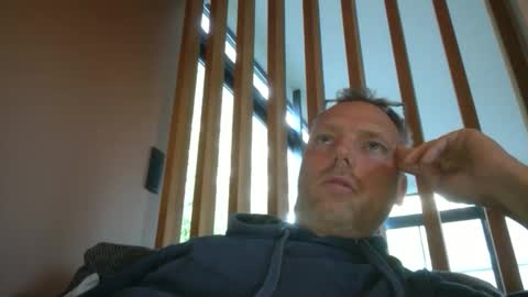 belgianordenary online show from April 7, 6:24 am