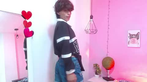 bellamy_094 online show from June 3, 1:02 pm