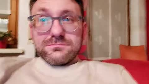 ben00189 online show from February 13, 9:20 pm