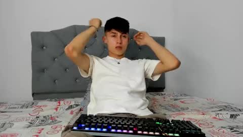 Anthony  online show from December 25, 6:31 am