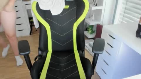 benjamin440 online show from September 21, 8:25 am