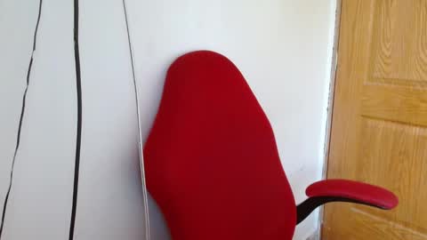 Snapshot of benjamin_isaac chatting on October 28, 1:13 pm benjamin_isaac online show from October 28, 1:13 pm