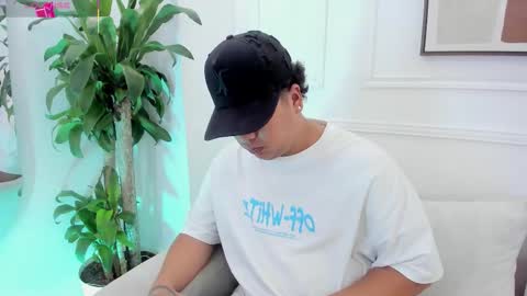 bennett_alejoo online show from September 24, 6:39 pm