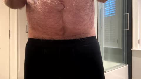 Snapshot of benz10001 chatting on October 3, 11:37 am benz10001 online show from October 3, 11:37 am