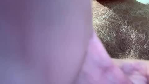 Snapshot of benz10001 chatting on September 24, 2:44 am benz10001 online show from September 24, 2:44 am