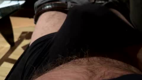 Snapshot of benz10001 chatting on January 23, 10:54 pm benz10001 online show from January 23, 10:54 pm