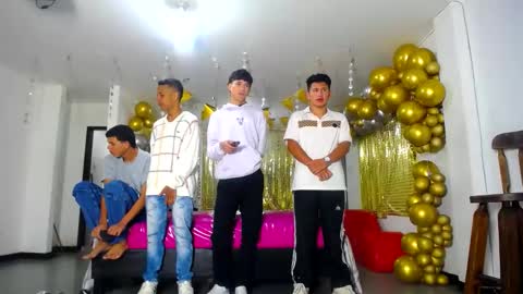 benz boys online show from January 26, 12:11 pm