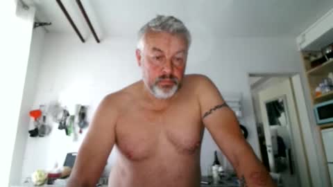 Martin online show from October 12, 7:02 am