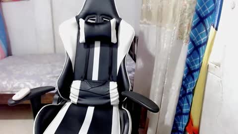 Bergon77 online show from February 22, 5:42 pm