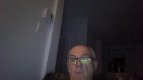 bernard1102 online show from November 14, 12:47 am