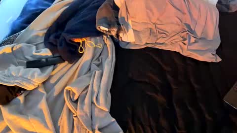 Snapshot of berriess_ chatting on January 16, 6:37 pm berriess_ online show from January 16, 6:37 pm