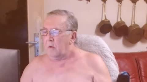 jean online show from February 7, 7:06 pm