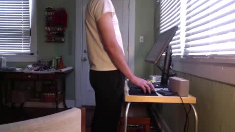 best_triam online show from February 20, 5:18 pm