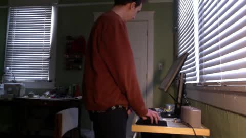 best_triam online show from February 22, 11:10 pm