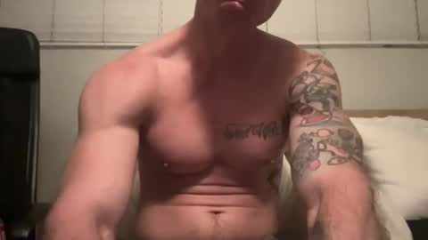 Snapshot of bestcoast35 chatting on November 2, 5:23 am Bestcoast3579 online show from November 2, 5:23 am