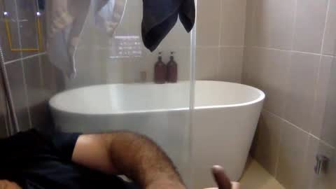 Virtual Gentleman online show from September 28, 1:20 pm