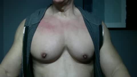 BGDKMUSCLEGUY - SELECTED BY CHATURBATE AS A TOP BROADCASTER FOR 2023 online show from February 21, 4:40 am