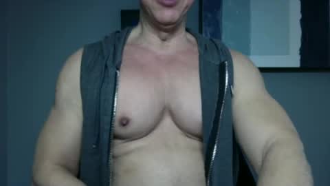 BGDKMUSCLEGUY - SELECTED BY CHATURBATE AS A TOP BROADCASTER FOR 2023 online show from March 8, 4:48 pm