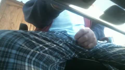 Snapshot of bgf32054 chatting on January 20, 2:14 pm Bigfish123 online show from January 20, 2:14 pm