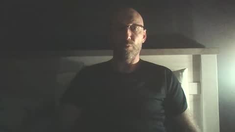 My name is David and if you like public exhibitions you wont be disappointed with me LoL - My favorite vibes is 44  online show from November 3, 10:44 pm