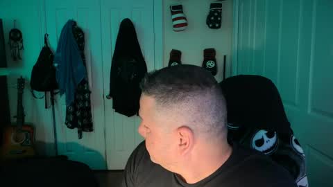 BiMilitaryMan online show from June 1, 6:02 am