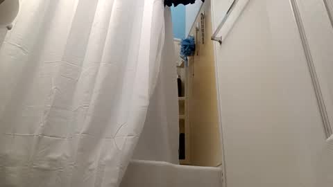 bibottom68942 online show from October 17, 11:47 am