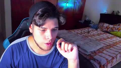 Logan Sprouse online show from October 20, 8:02 pm